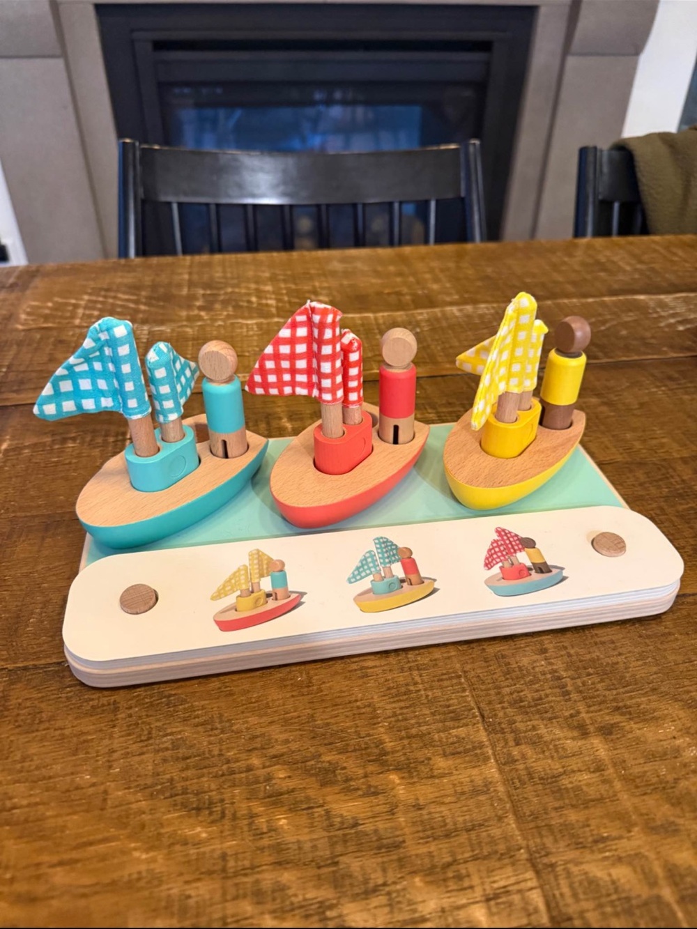Lovevery Pattern Match Boats & Cards Set